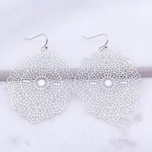 Silver Filigree Earrings